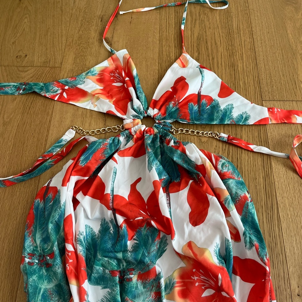 Dress - Picture 3 of 3